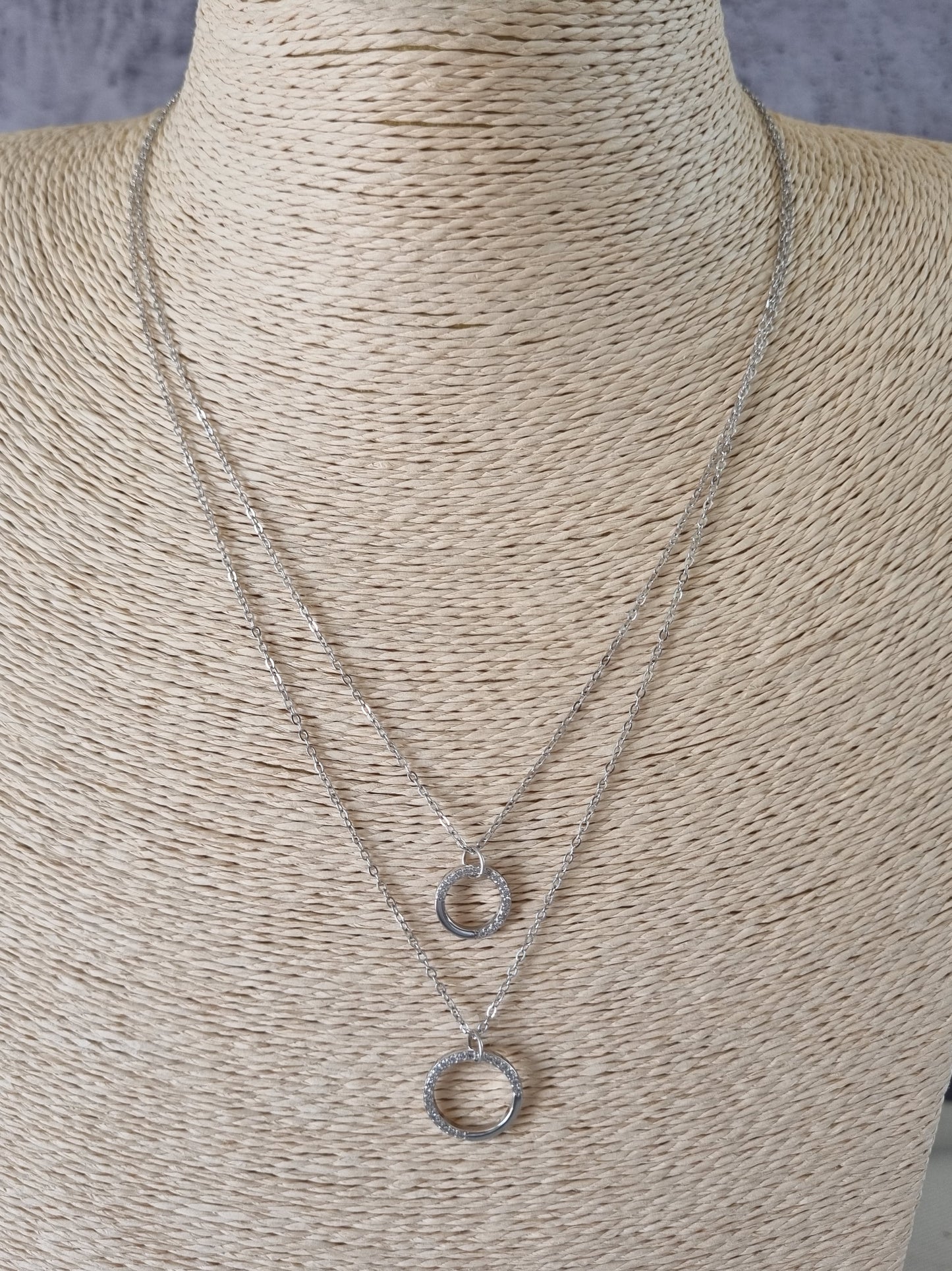 Double layer circle necklace