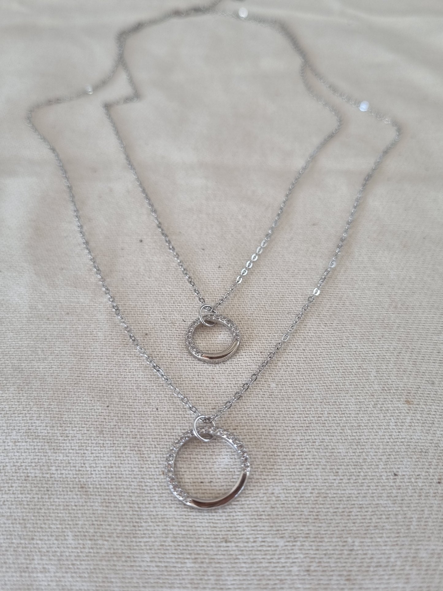 Double layer circle necklace