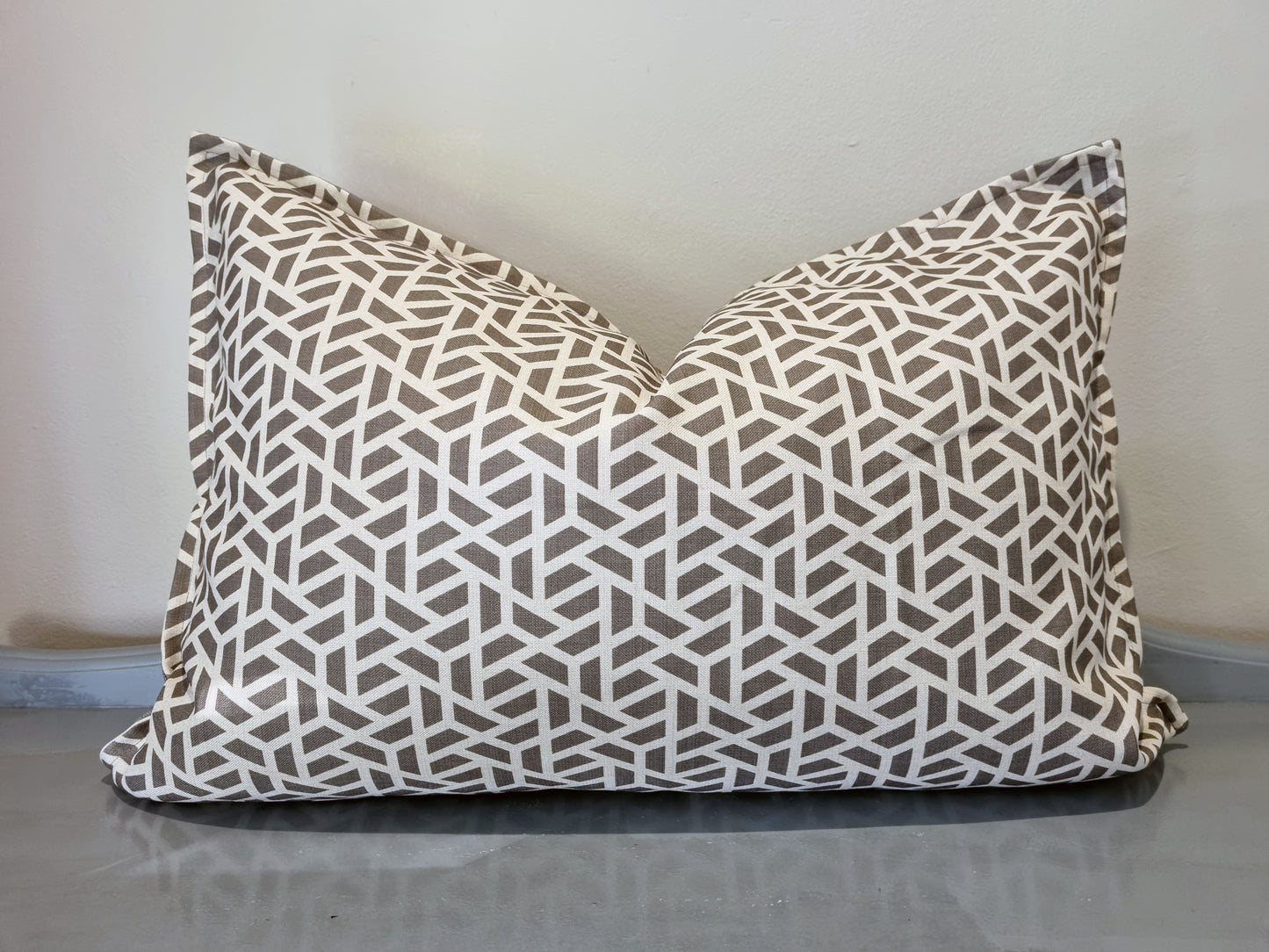 Scatter Cushion - Geometric Pattern 60x40cm