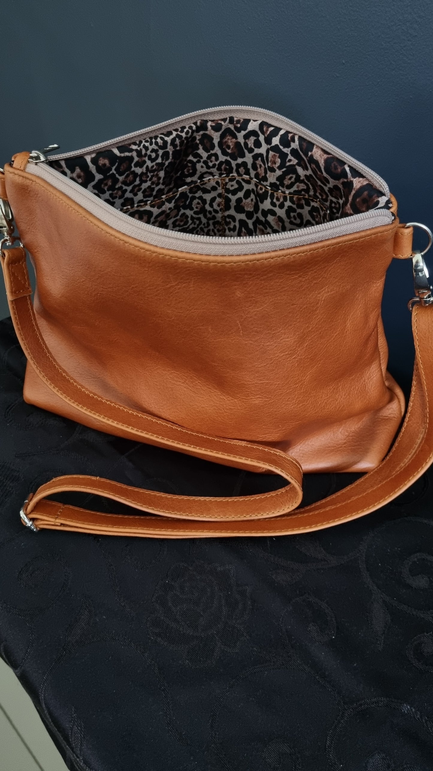 Miss Baggy Genuine leather Tan Brown Bag 007