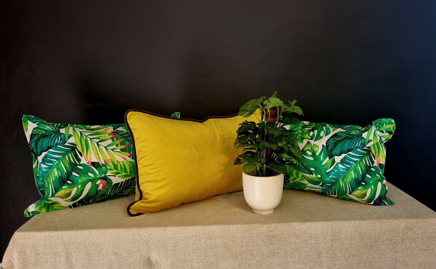 Tropical Scatter Cushion covers - set of 2 40x60xm