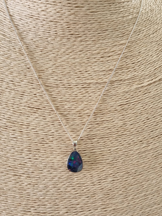 Opal pendant