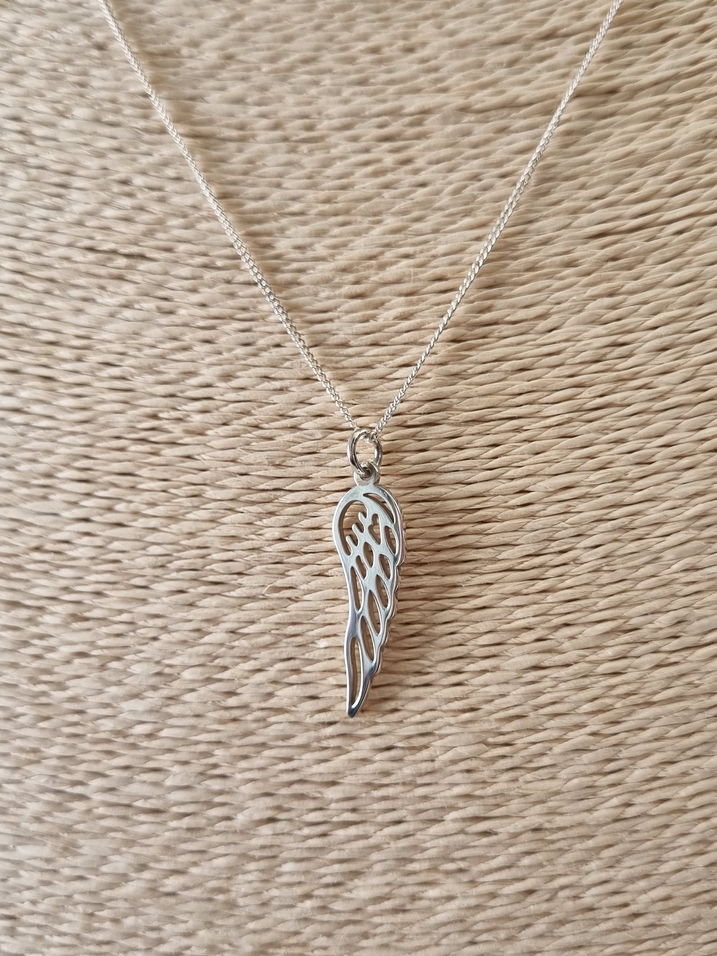 Angel wing pendant