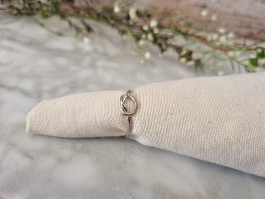 Knot Ring