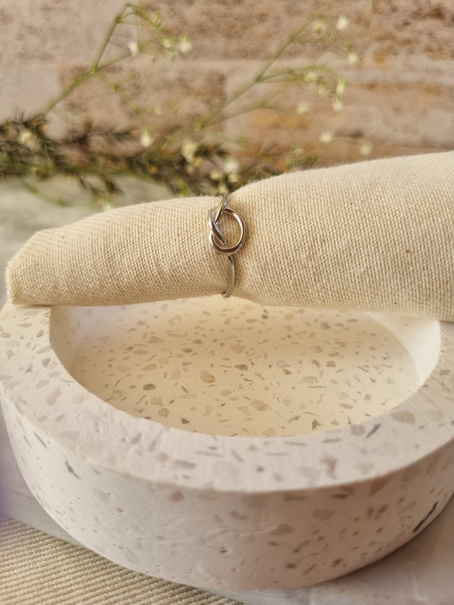 Knot Ring