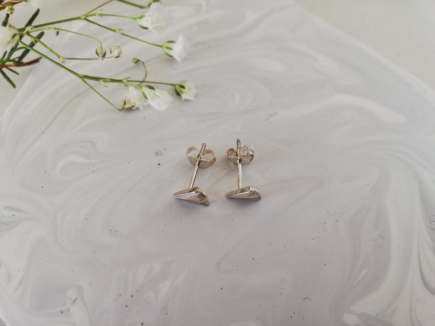 Paperplane studs