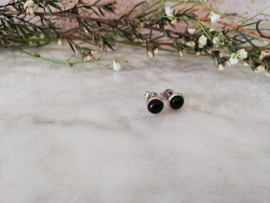 Onyx studs