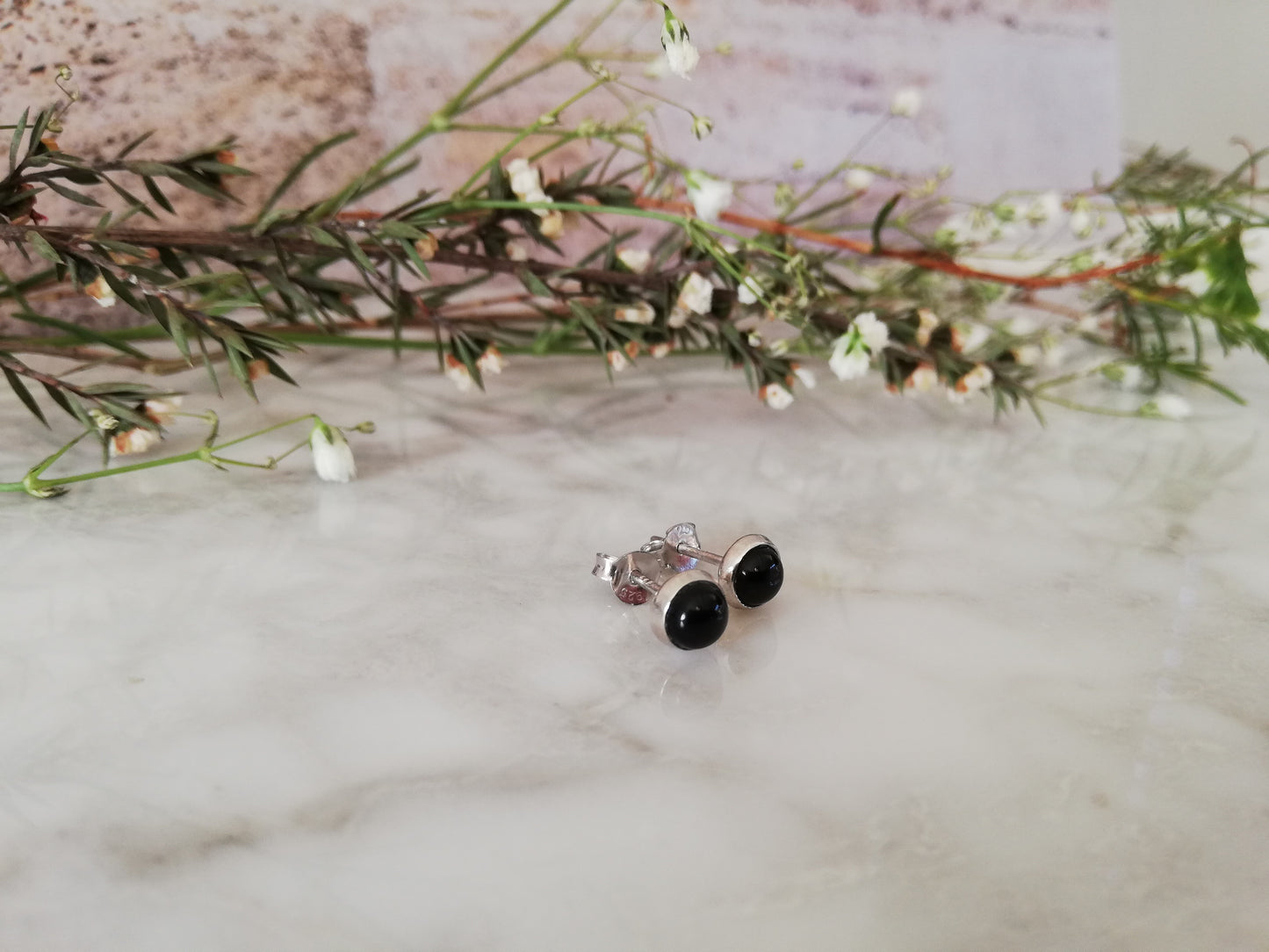 Onyx studs